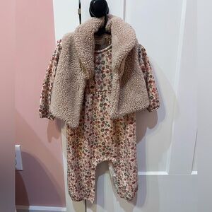 Jessica Simpson Cream Sherpa Vest with Floral Romper